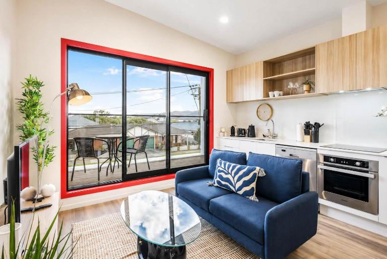 The Zen Den - Secret Refuge on Birch Street - B&B Lower Hutt