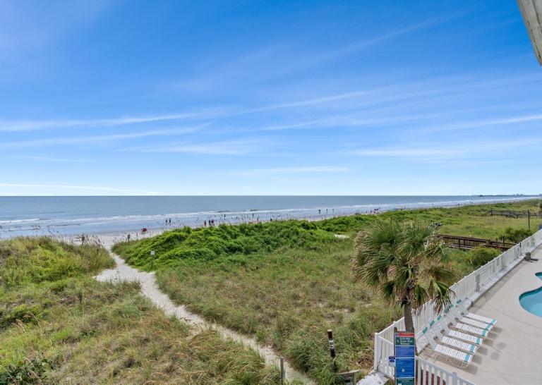 Oceanfront 2BR • Third-Floor Views • Dog Friendly • Blue Mist 301 • Cherry Grove NMB - B&B Myrtle Beach