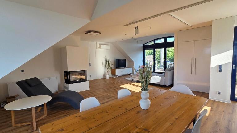 Wohnung Pauline, 4 Pers 140qm, direkt an der Aachener Soers - Bed and Breakfast Herzogenrath