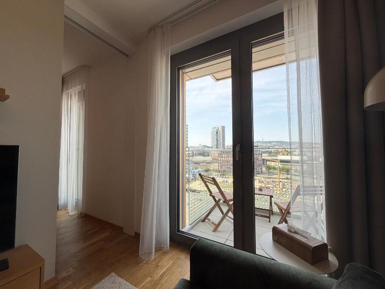 Metropolis 911 - Downtown, free parking - Chambres d'hôtes Čunovo