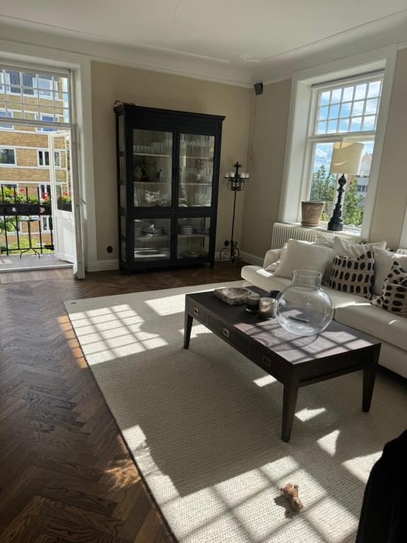 Central apartment with sea view - Ferienwohnung Helsingborg