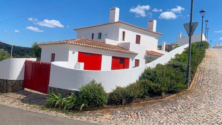 Villa Bong 2x Suites - B&B Pedralva