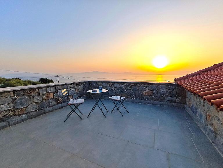 Emmelia Stone Maisonette Panoramic Sea View - B&B Kalamata