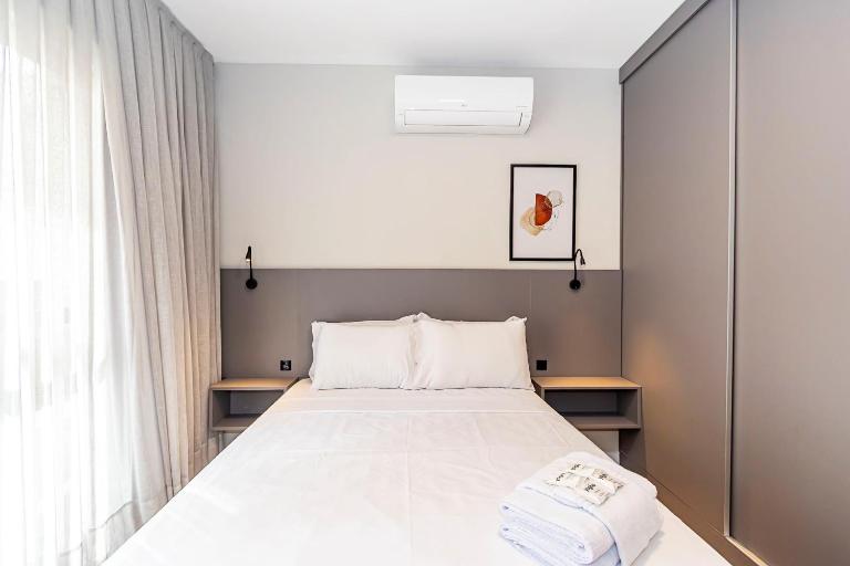 Smart Comfort Cabral by Yogha - B&B Curitiba