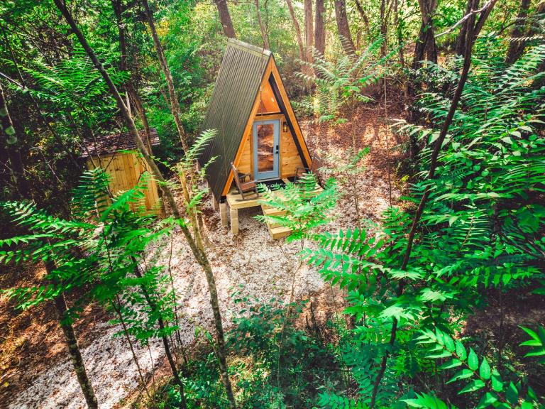Charming A-Frame Couples Retreat Cozy and Private - B&B Rockbridge
