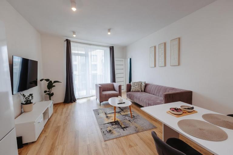 DUO Apartment - Free Garage Parking - B&B Prešov