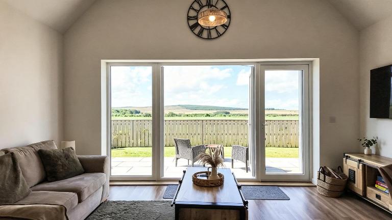 Birch Tree Lodge - Luxurious Lodge on the NC500 by Thrumster Lodges - B&B Wick