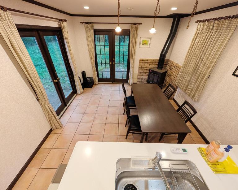 Villa Komorebi - Chambres d'hôtes Nasu
