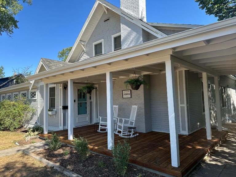 Pigeon's Roost on Rushmore - B&B Rapid City