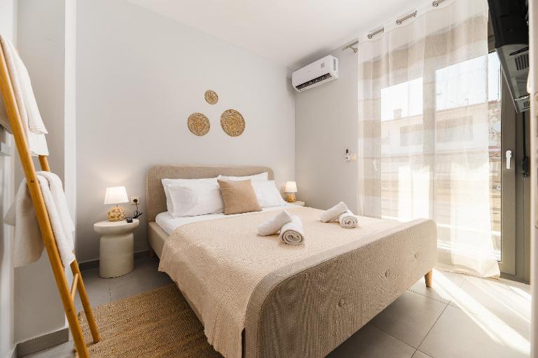 Nerea & Alcyone by Oikostay - Coastal Apartment - Chambres d'hôtes Ofrínion