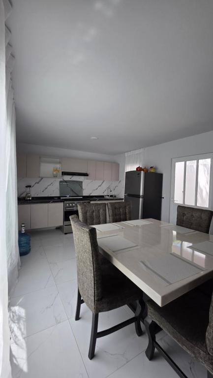 Casa Trebol Moderna Exclusiva ValQuirico - B&B Zacatelco