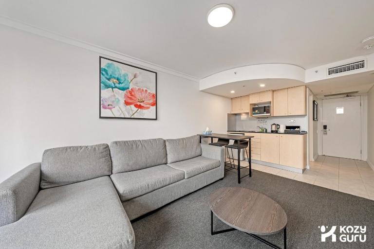KozyGuru | Haymarket | Top-notch City Adobe - B&B Sydney