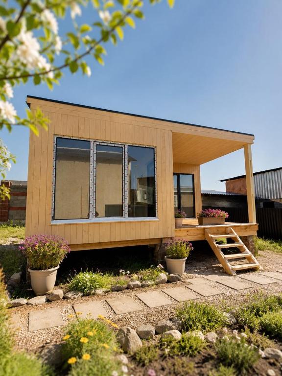 EL House - Ferienwohnung Karakol