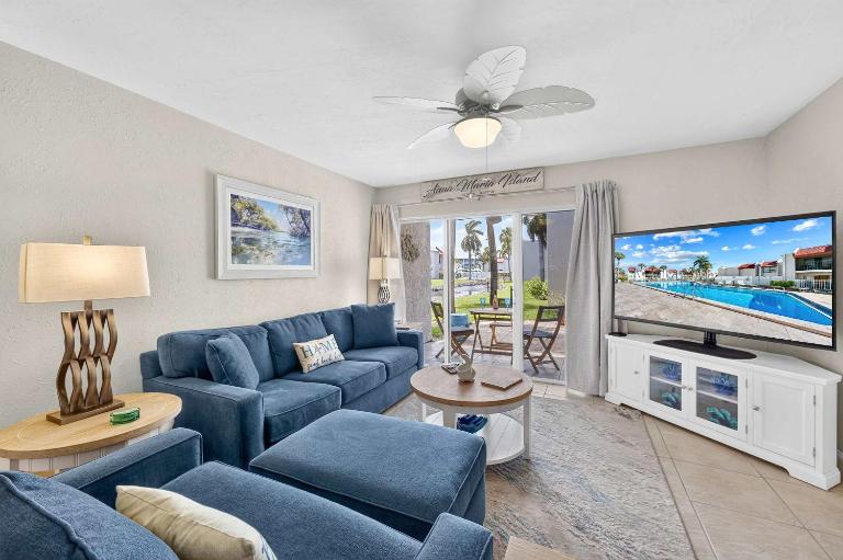 Dans Florida Condos Sea Cove at Runaway Bay - B&B Bradenton Beach