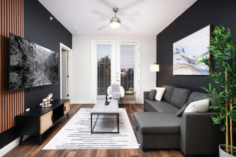 Spacious 1BR w Pool&Prkng, Near Rvrwlk & Conv Ctr - B&B San Antonio