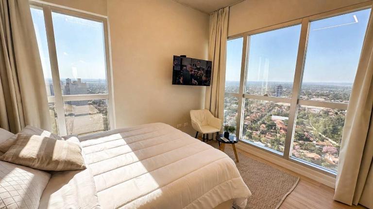 Sky Stays Petra Tower - Loft at Floor 29 - Bed and Breakfast Asunción