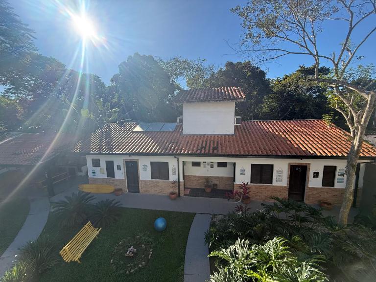 Pousada Bahan Suites privativas - ideal para Casais - Chambres d'hôtes Ubatuba