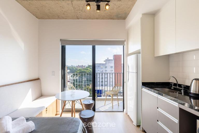 Moderno em Cond. c/ academia a 350m da PUC EBI0603 - Ferienwohnung Curitiba