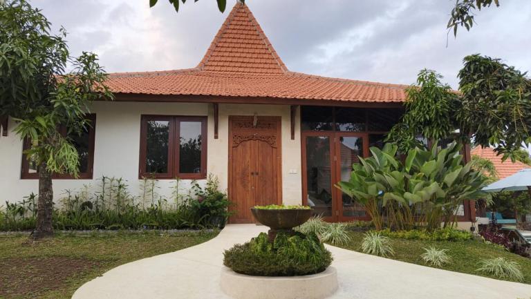 Serene Balinese Villa in the Hills near Lovina - B&B Banjar