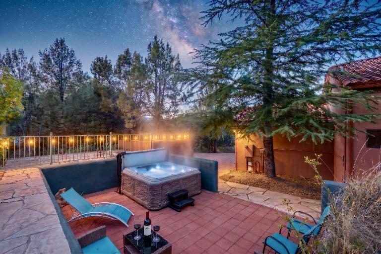 West Sedona Oasis Spa Pool Table Sleeps 16 - B&B Sedona