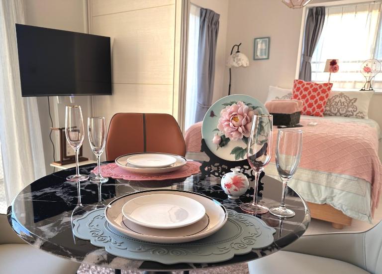 SunSea Okinawa Stunning Ocean View 2BR Sleeps 6 20 min from Airport 3 min to Shopping Mall - B&B Urasoe