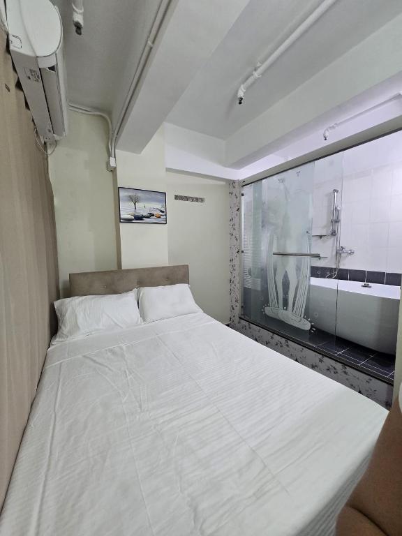 HappyHive Central Hong Kong - Two Bedroom Flat - Ferienwohnung Hongkong