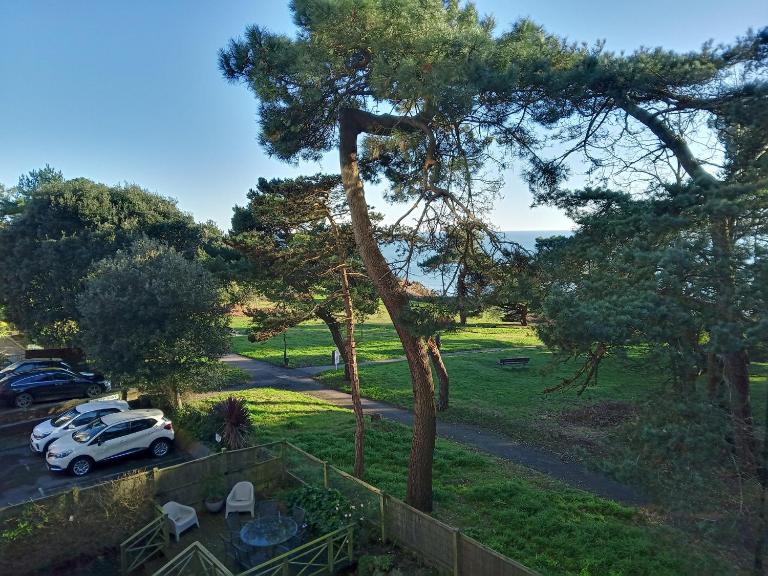 The Pines - Bed and Breakfast Bournemouth