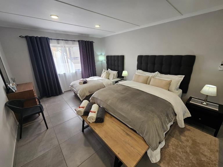Rosa's Self-catering - B&B Springbok