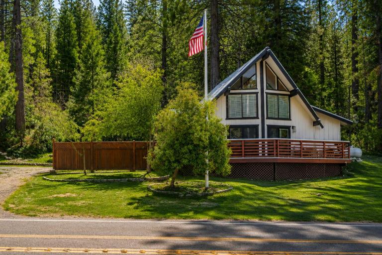 Serene Cabin Retreat Between Murphys & Arnold - B&B Murphys