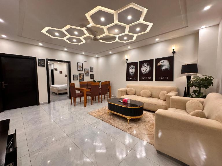 Spacious 2 Bed Apartment SF06 Air Avenue DHA Phase 8 near Ring Road AirPort Near Park - B&B Lahore