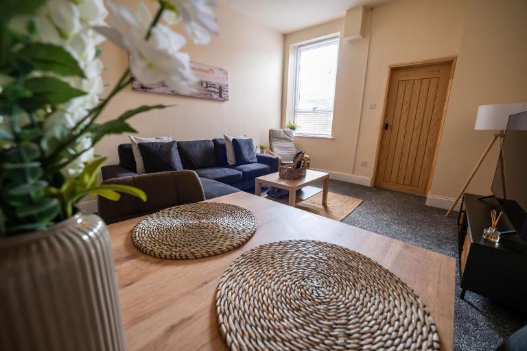 Spacious 5 Bedroom House in Newcastle Upon Tyne - B&B Elswick