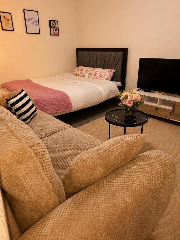 Comfy Studio - B&B Thika