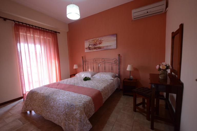 Alexandra Spingou Apartments - B&B Dassia