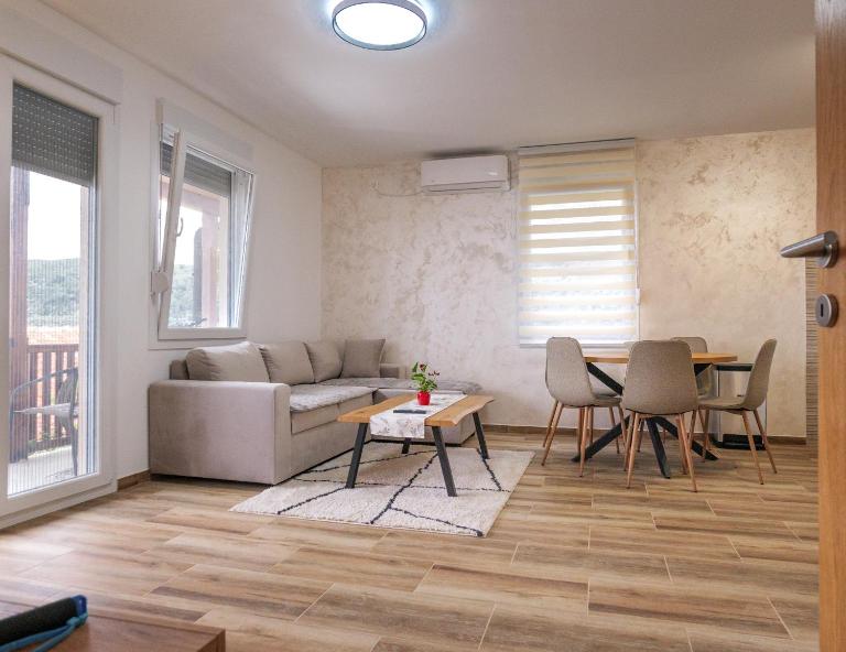 Two Bedroom House Ulcinj - Ferienwohnung Ulcinj