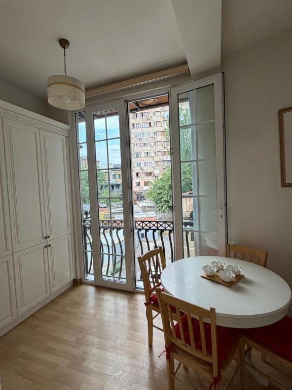 luxury apartment - Ferienwohnung Jerewan