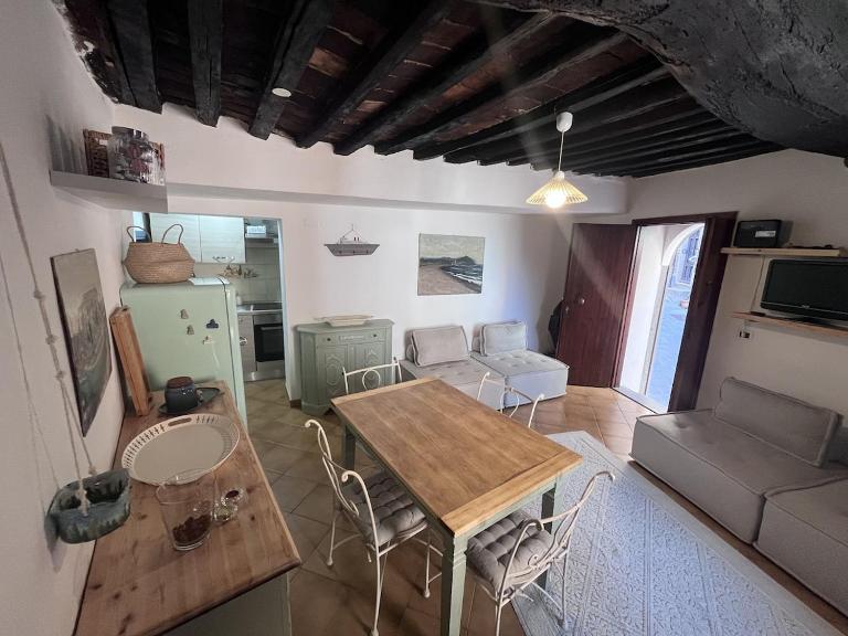 Nel cuore del borgo medievale - B&B Campiglia Marittima