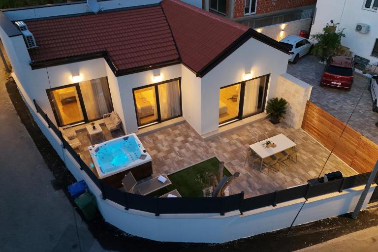 Villa Ana - B&B Pakoštane