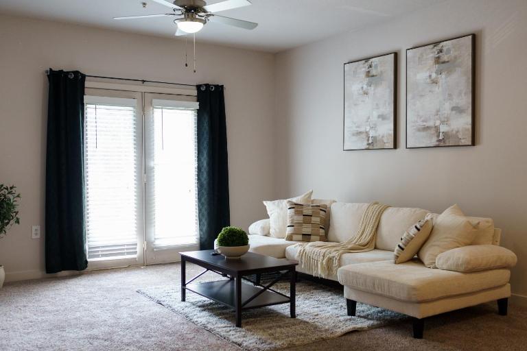 Stylish 1BR Apartment - Bright, Spacious & Cozy - Bed and Breakfast Atlanta