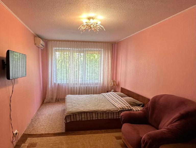 Nice Apartment - Ferienwohnung Kyjiw