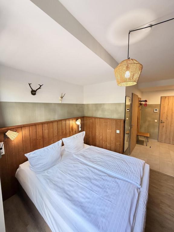 Historia Apartments Bielefeld I Terrasse & Wi-Fi - B&B Bielefeld