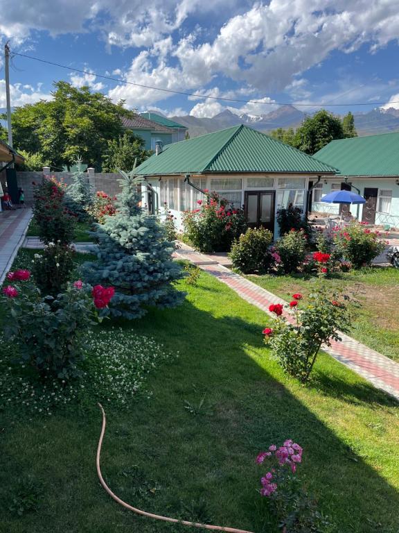 Жемчужина Иссык-Куля - Chambres d'hôtes Cholpon-Ata