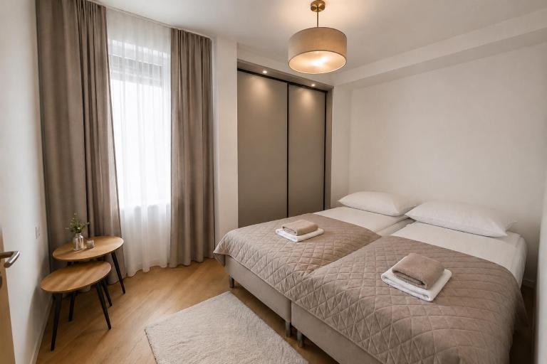Spacious Apartment with Mountain View Terrace - B&B Mostar