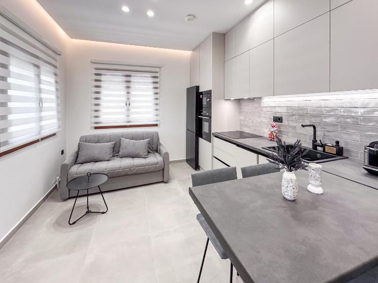 Azzurra Residences - B&B Eretria