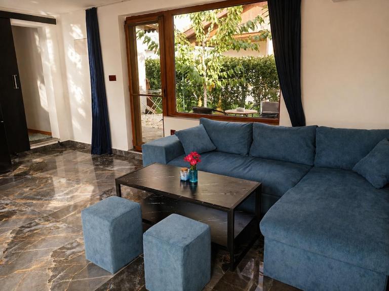 Hobbit House - B&B Tsarichino