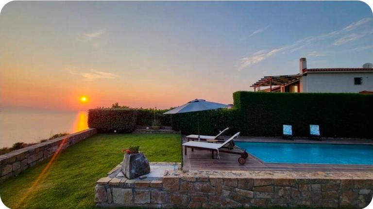 Five-Star Luxury Pool Villa, Elani - B&B Síviri