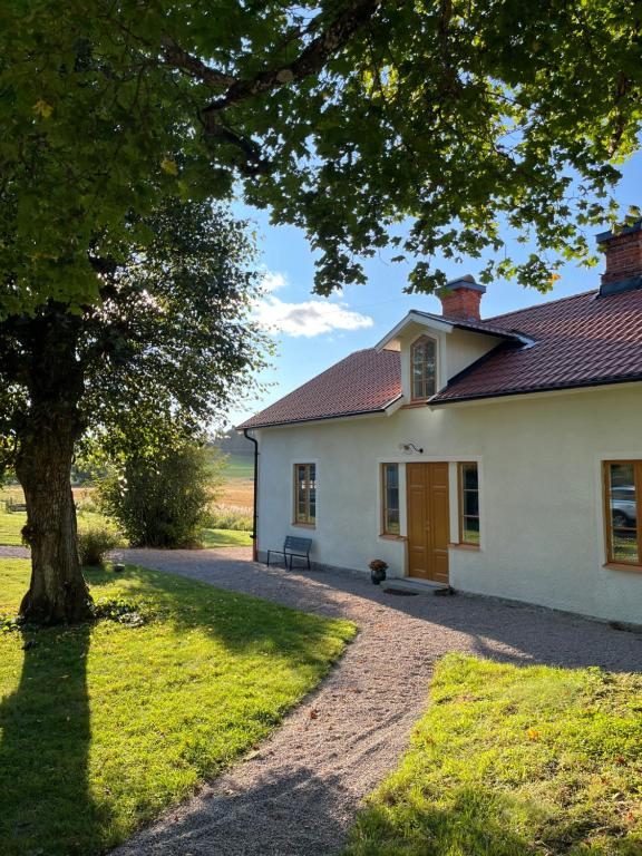 Beautiful house south of Heby - B&B Heby