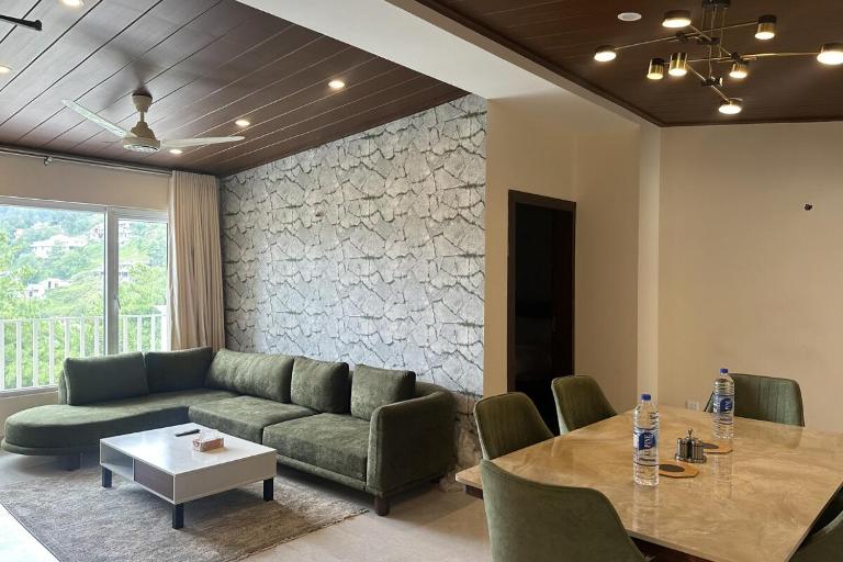 Khaira Gali Stay 2BR Apartment Sleeps 6 - Ferienwohnung Khiara Gali