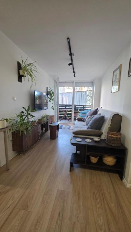 Two Bedroom Apartment with Terrace & Parking - Ferienwohnung Ohrid