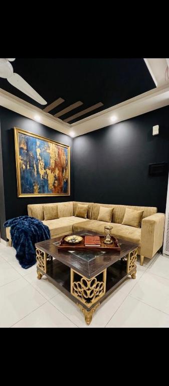 SPACIOUS TWO BEDROOM APARTMENT E-11 Islamabad - Chambres d'hôtes Islamabad
