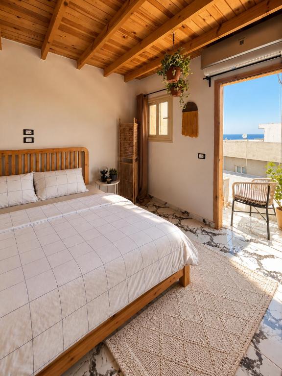 Bedro Rooftop Studio 2 Private Balcony & Sea View 1 Min to Beach - Bed and Breakfast Dahab
